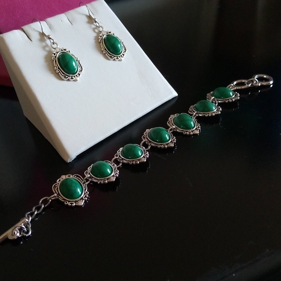 New Green Turquoise Jewelry Set - Picture 5 of 6